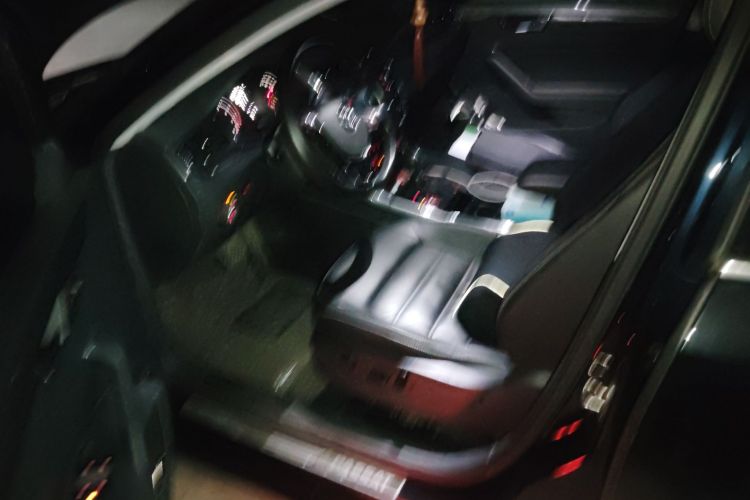 大众 帕萨特 2016款 280TSI DSG尊荣版中控内饰20