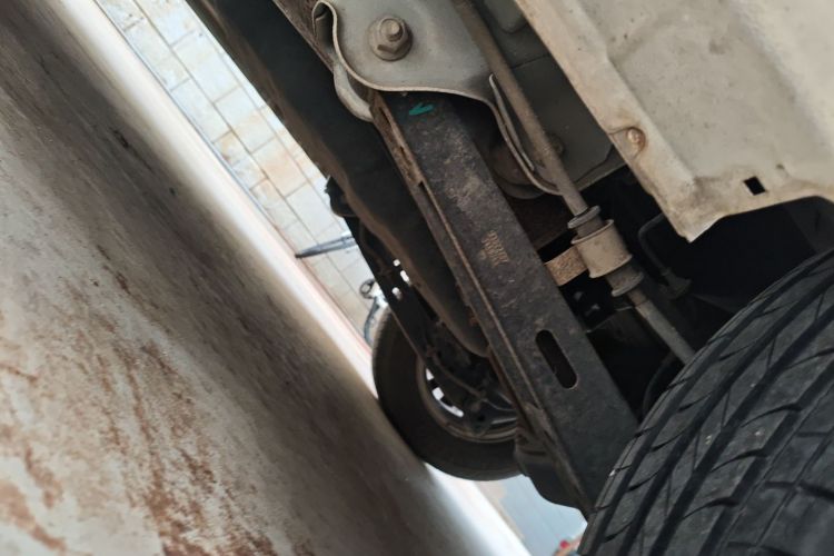 五菱汽车 五菱宏光 2019款 1.5L S标准型国VI LAR局部细节9003