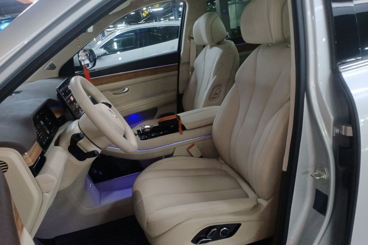 鸿蒙智行 问界M7 2024款 1.5T 智驾四驱Max版 5座局部细节19