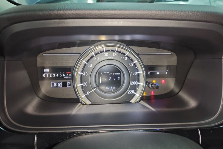 本田 艾力绅 2016款 2.4L 至尊版中控内饰14