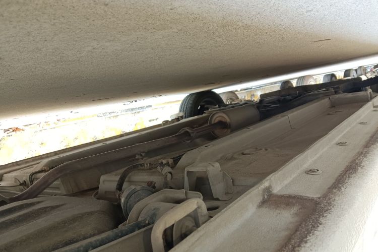 铃木 奥拓 2013款 改款 1.0L 手动舒适型局部细节9003