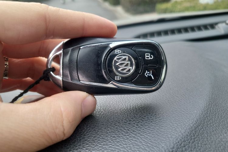 别克 昂科威 2017款 28T 四驱豪华型中控内饰11