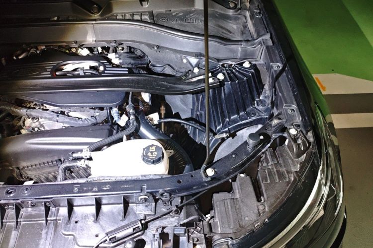 福特 探险者 2024款 2.3T EcoBoost 四驱钛金版 6座局部细节9007