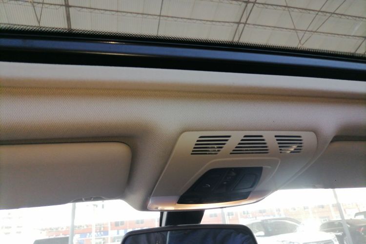 宝马3系 2018款 320Li 领先型M运动套装中控内饰22