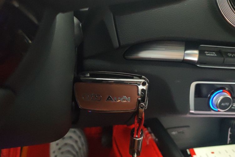 奥迪A3 2019款 Limousine 35 TFSI 运动型 国VI中控内饰11