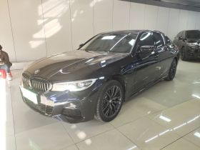 宝马3系 2021款 改款 330Li xDrive M运动曜夜套装