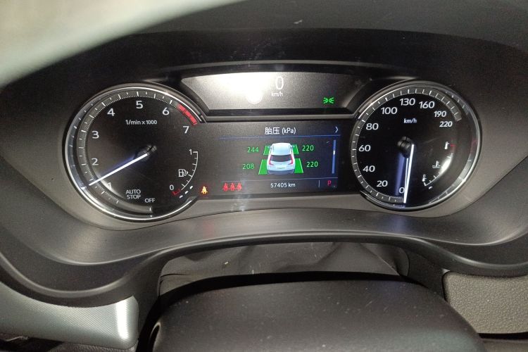 凯迪拉克XT4 2020款 改款 28T 两驱豪华型中控内饰15