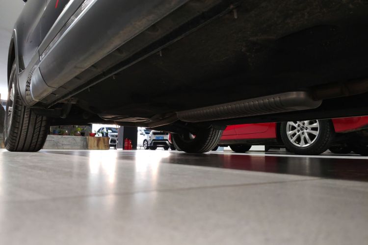 红旗HS5 2025款 2.0T 两驱旗享Pro版局部细节9001