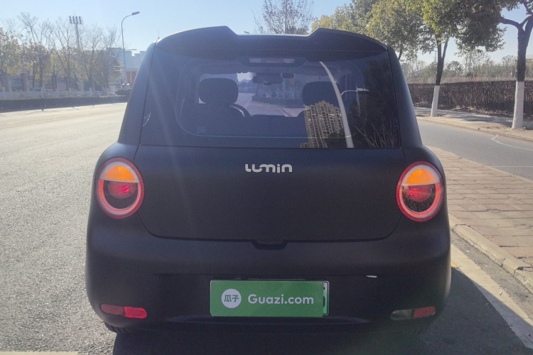 长安启源 长安Lumin 2023款 301km 蜜沁款车身外观6004