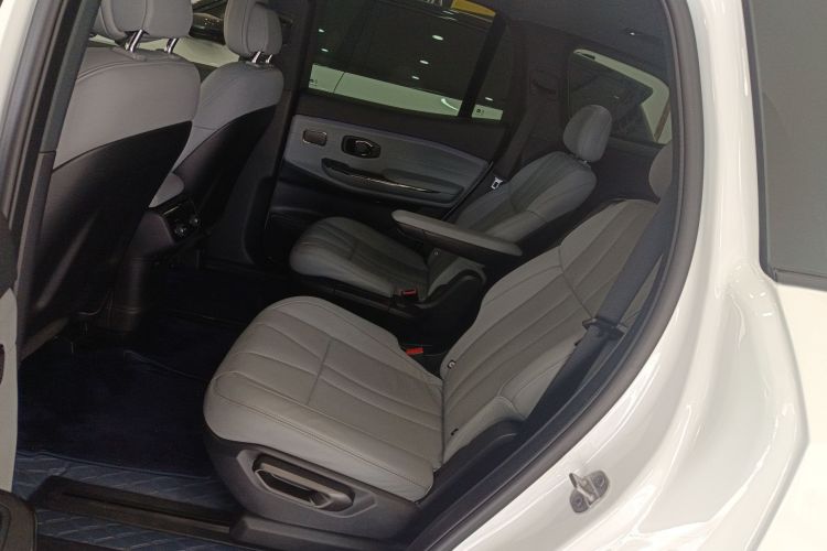 蔚来ES8 2020款 580KM 六座版中控内饰21