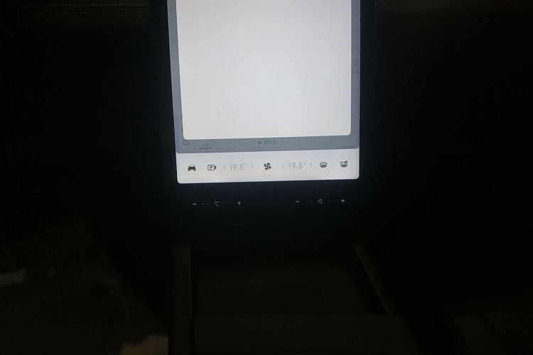 小鹏G3 2020款 460i 悦享版中控内饰16