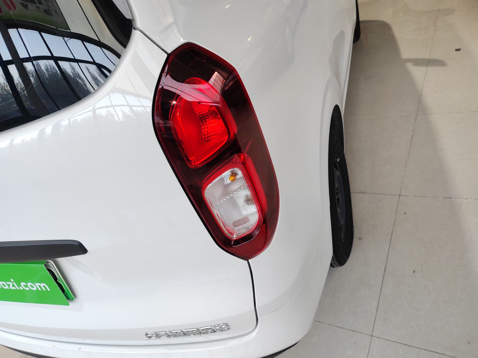 五菱汽车 五菱宏光新能源 2024款 纯电版 300KM 标准型