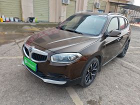 中华V5 2016款 1.5T 手动两驱智能型