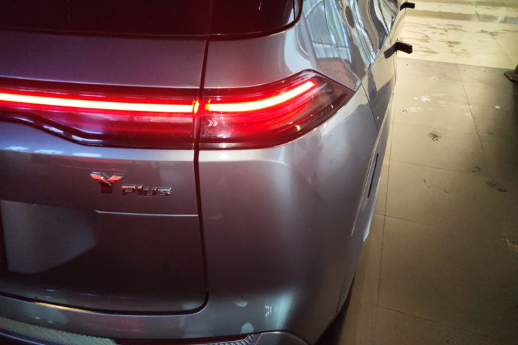 埃安 AION Y 2023款 Plus 510 智领版车身外观9