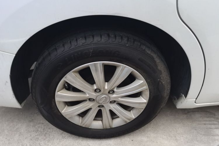 广汽传祺 传祺M6 2023款 PRO 270T DCT精英版车身外观6008