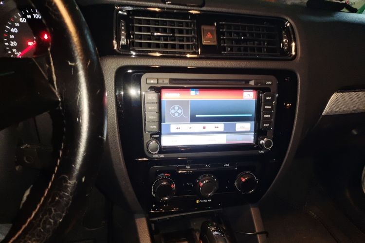 大众 速腾 2015款 1.6L 自动舒适型中控内饰16