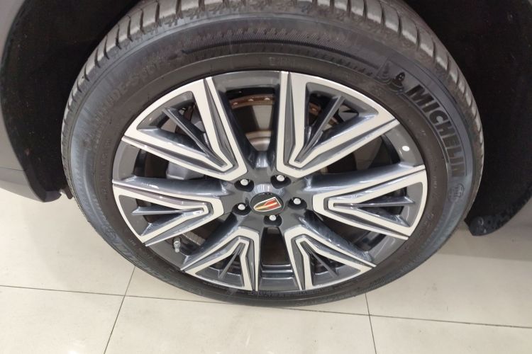 红旗HS5 2022款 改款 2.0T 智联旗领版车身外观6007