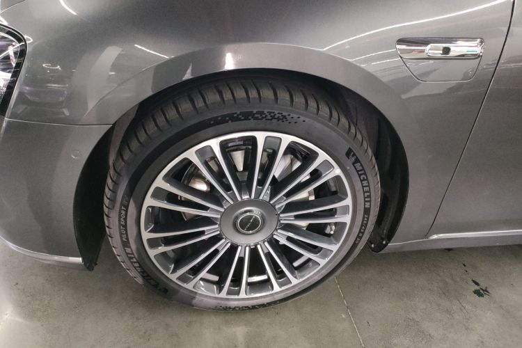 鸿蒙智行 享界S9 2024款 纯电 Ultra 四驱旗舰版车身外观6007