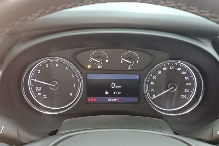 别克 君越 2022款 552T 豪华型中控内饰14