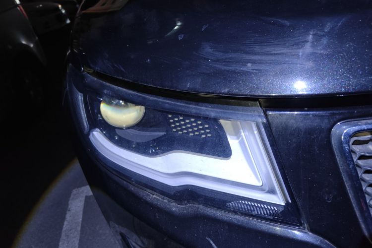 Jeep 指南者 2020款 220T 自动领先版车身外观8