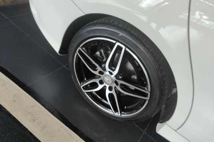 奔驰CLA 2016款 改款 CLA 220 4MATIC车身外观6002