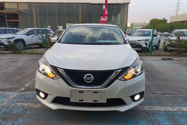 日产 轩逸 2018款 1.6XV CVT尊享版车身外观6001