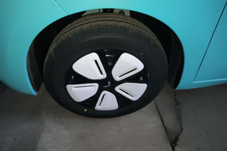 五菱汽车 宏光MINIEV 2025款 四门版 进阶款车身外观6007