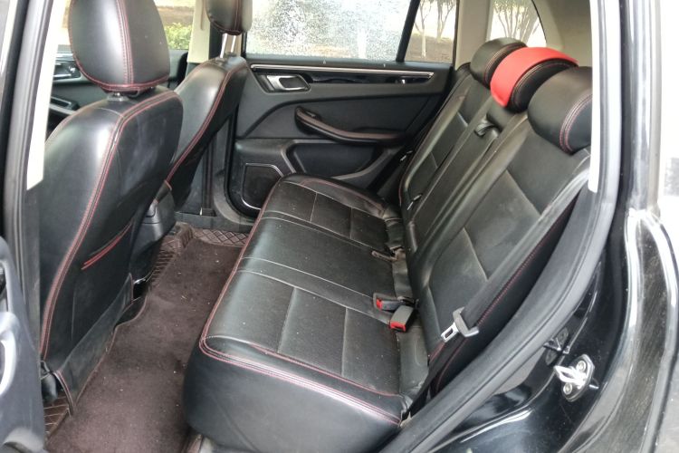 众泰 大迈X5 2015款 1.5T 手动尊贵型 国V中控内饰21