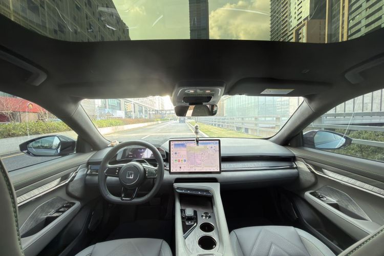 极氪001 2023款 WE版 86kWh中控内饰22