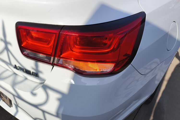 雪佛兰 迈锐宝 2018款 530T 自动豪华版车身外观9