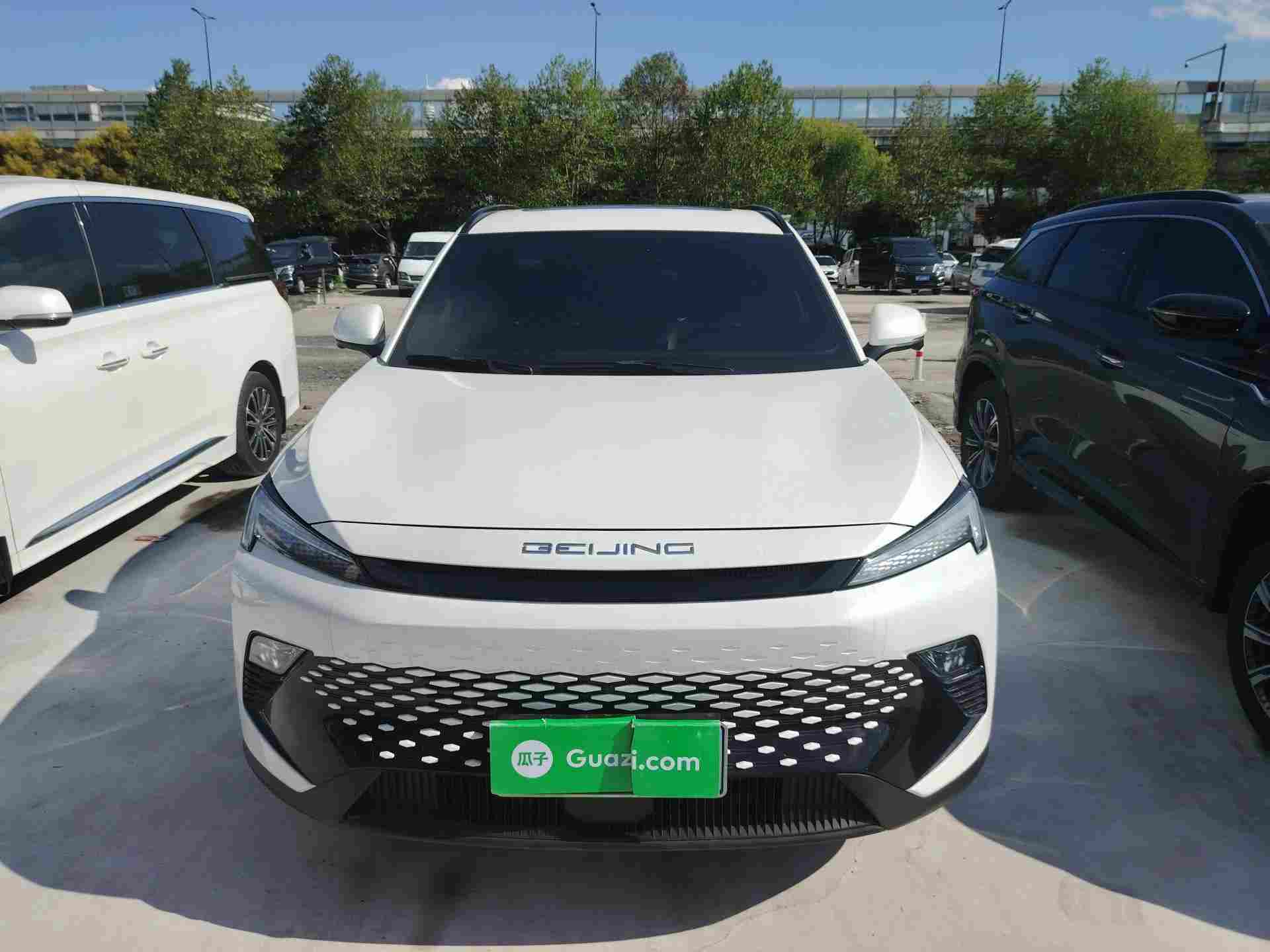 温州二手北京汽车魔方2023款，新手练手车能有多透明？