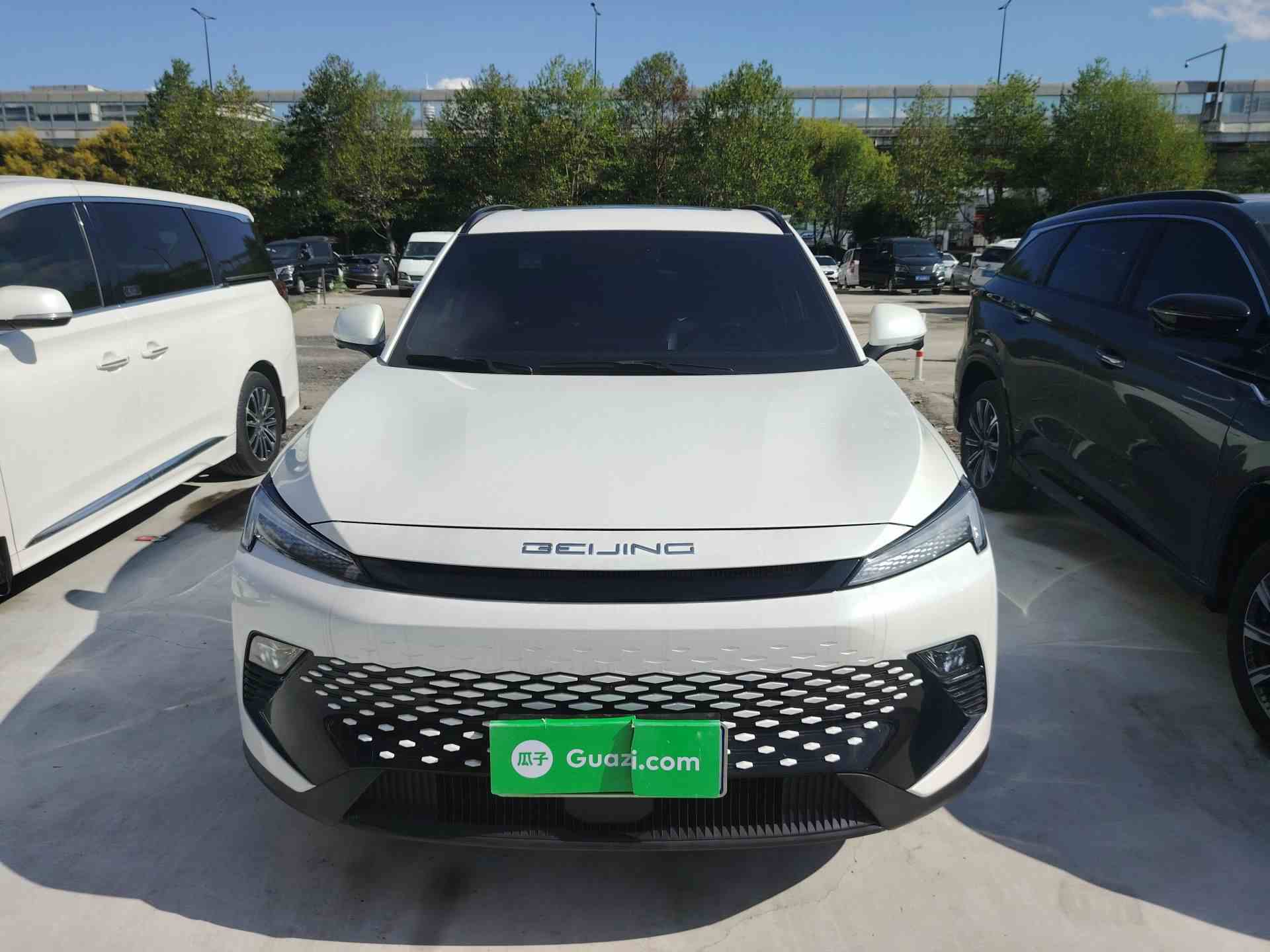 北京汽车 魔方 2023款 1.5T DCT黄金版(1)