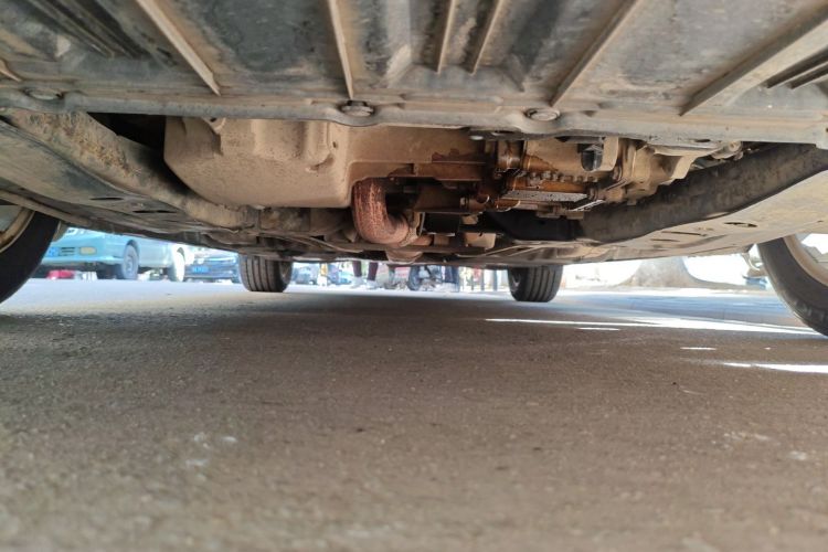 别克 君越 2013款 2.4L SIDI领先舒适型局部细节9008