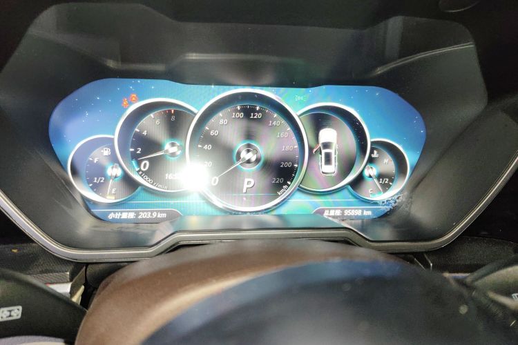 众泰T700 2017款 1.8T 双离合尊贵型中控内饰14