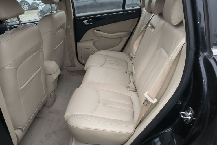 众泰 大迈X5 2017款 白金版 1.5T 手动豪华型中控内饰21