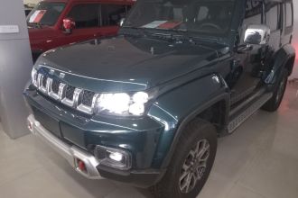 北京BJ40 2023款 2.0T 自动四驱城市猎人版侠客型