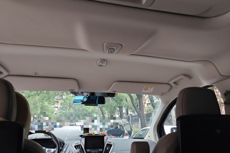 福特 途睿欧 2017款 2.0T 自动精睿版局部细节22