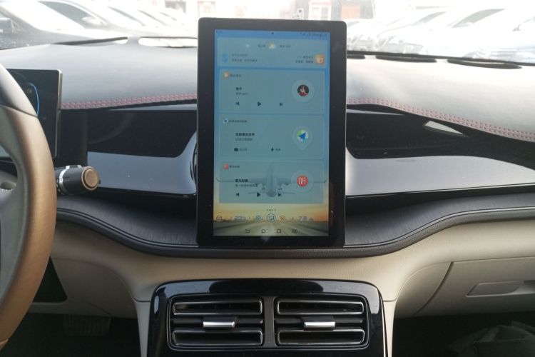 比亚迪 秦PLUS 2024款 荣耀版 DM-i 55KM领先型中控内饰16