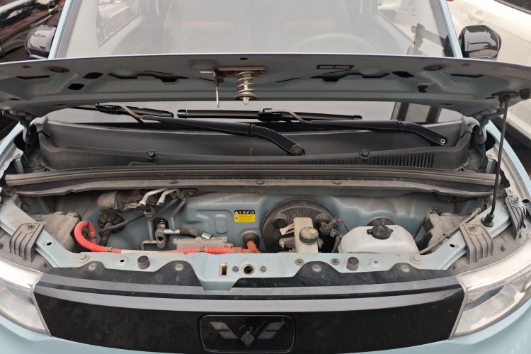 五菱汽车 宏光MINIEV 2020款 悦享款 三元锂机舱底盘24