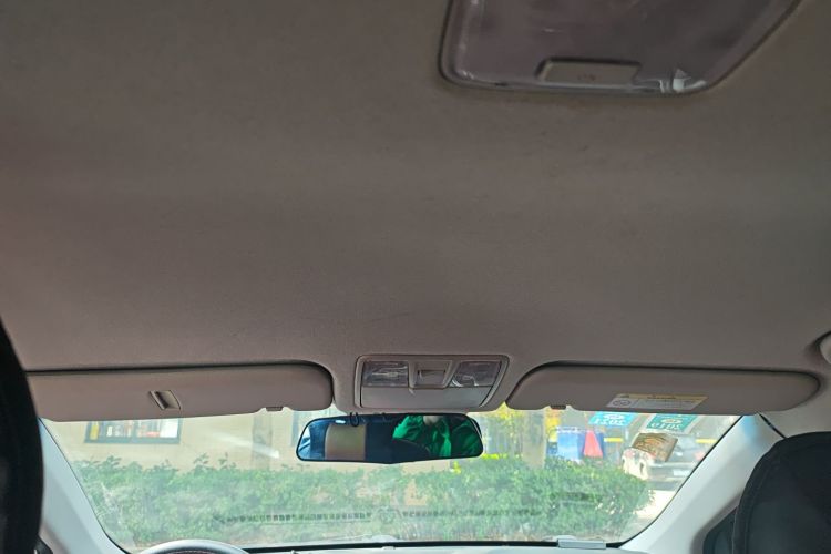 现代 朗动 2016款 1.6L 自动智能型局部细节22