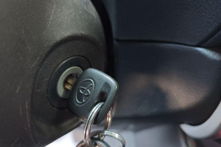 丰田 威驰 2014款 1.5L 手动智臻版中控内饰7001