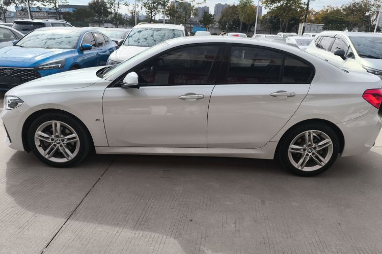 宝马1系 2019款 118i M运动套装车身外观6003