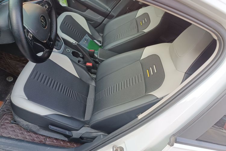 大众 Polo 2023款  Plus 1.5L 自动炫彩科技版局部细节19