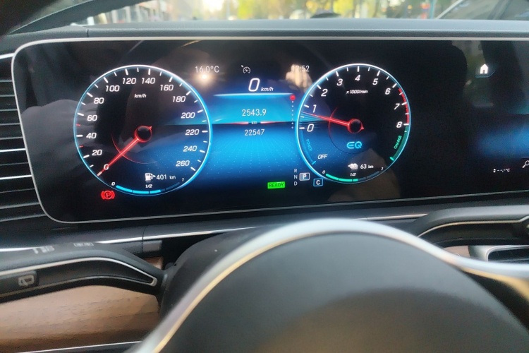 奔驰GLE新能源 2021款 GLE 350 e 4MATIC中控内饰14