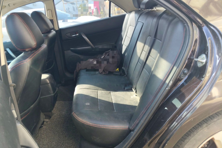 马自达6 2015款 2.0L 自动经典型中控内饰7004