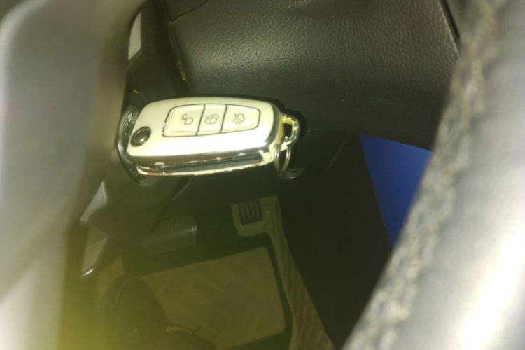 福特 福克斯 2020款 两厢经典 1.5L 自动风尚型中控内饰11