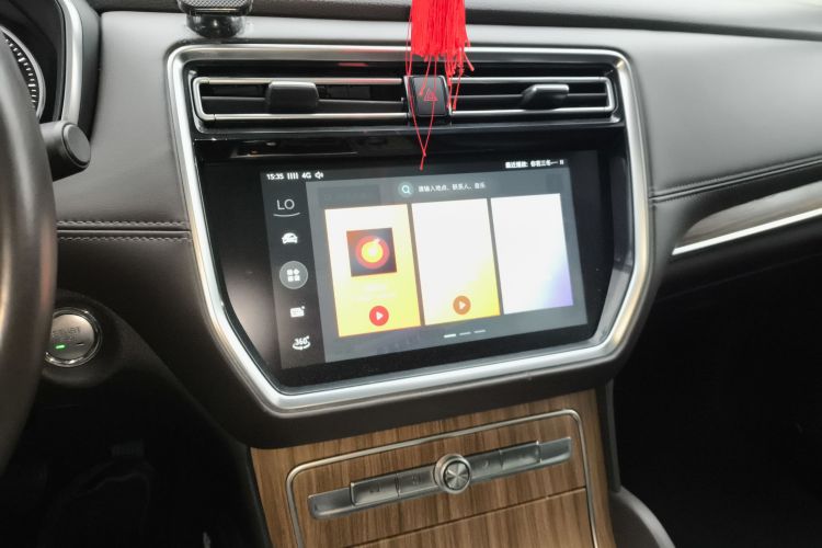 荣威RX8 2019款 30T 智联网两驱超群旗舰版中控内饰16