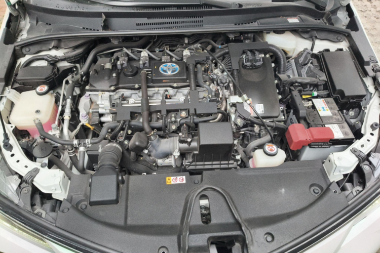 丰田 卡罗拉 2019款 双擎 1.8L E-CVT旗舰版局部细节24