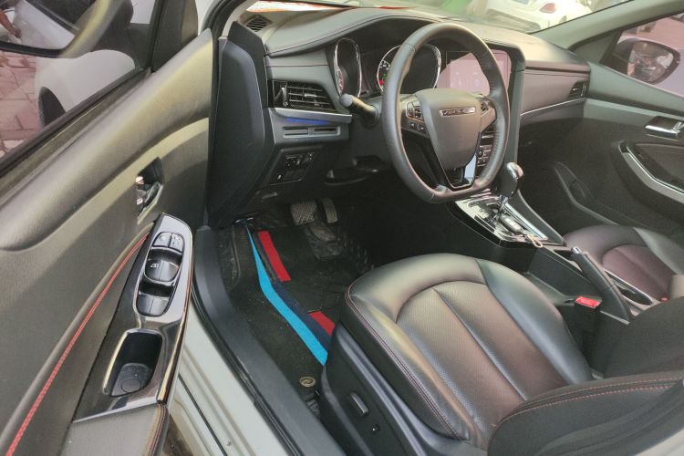 启辰T70 2019款 2.0L CVT睿享版 国V中控内饰7003