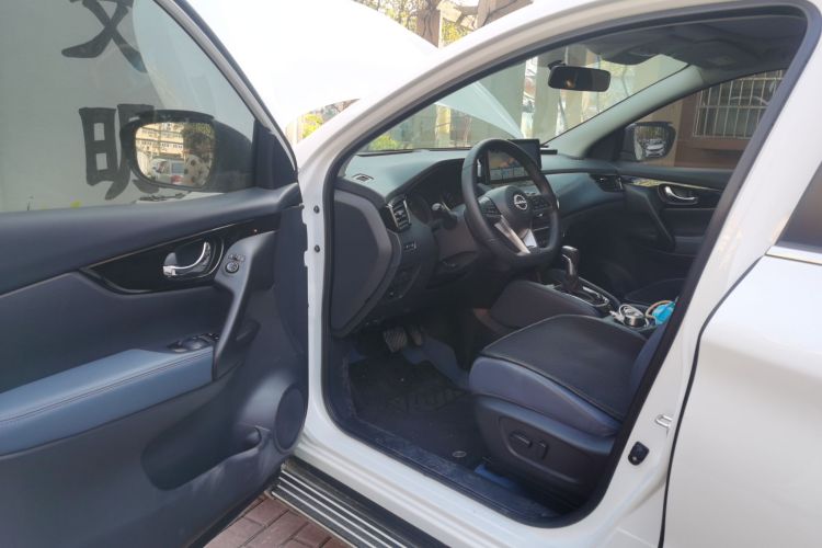 日产 逍客 2025款 荣誉 2.0L CVT XV+领先版中控内饰20